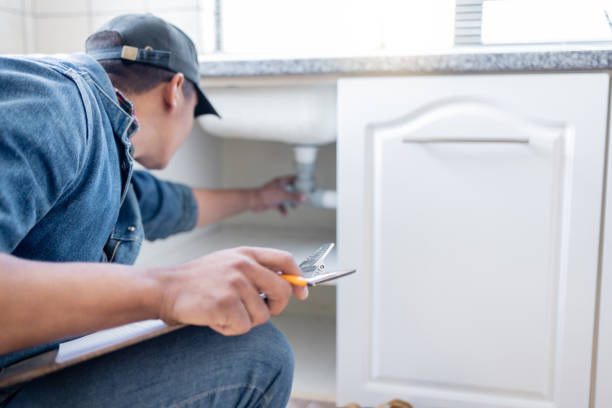 plumber man technician and clipb elitehomeinterio.in